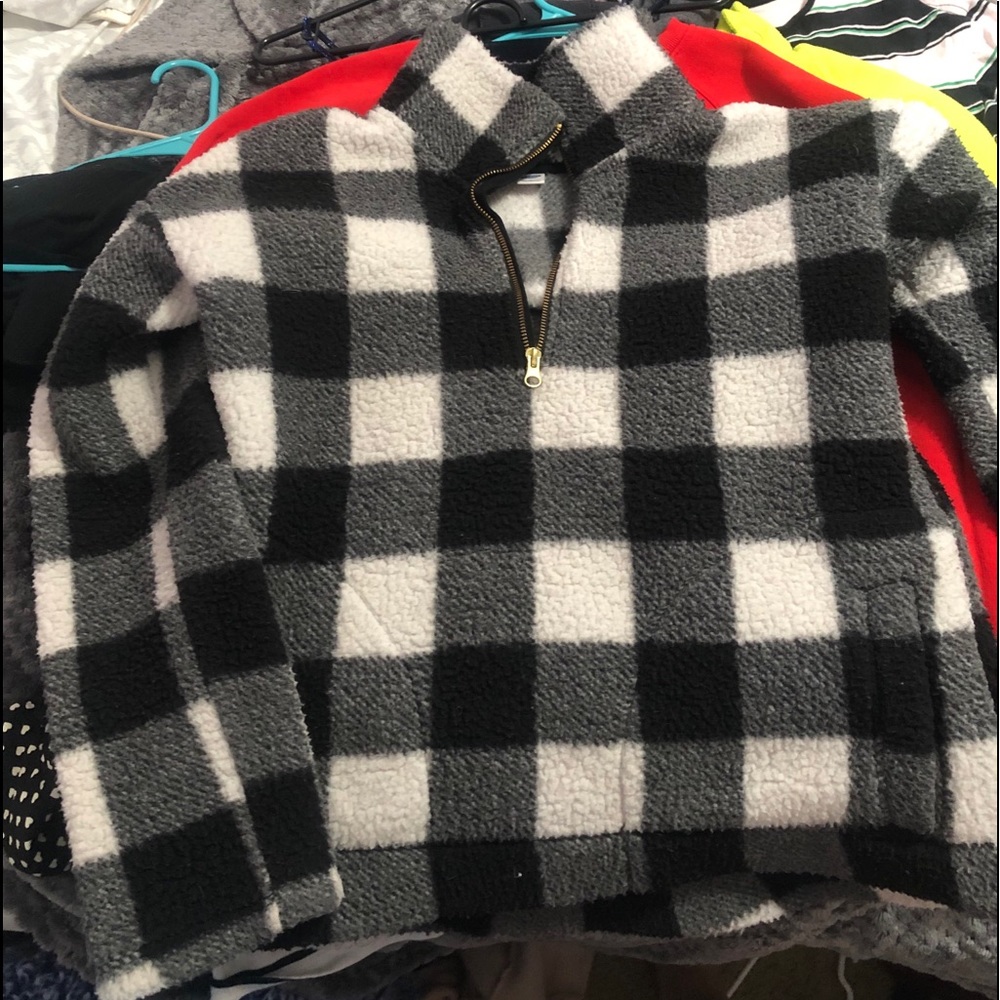 Old navy sweater